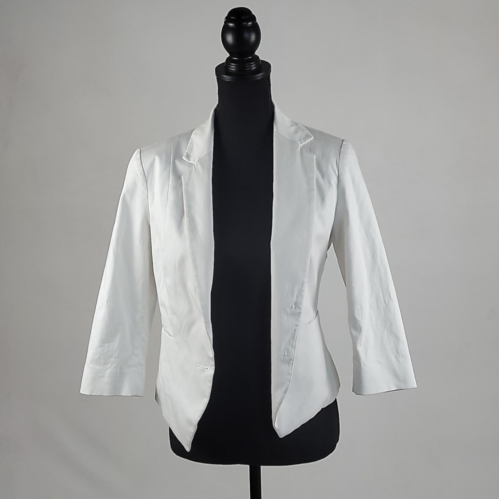 Express white blazer size 8.